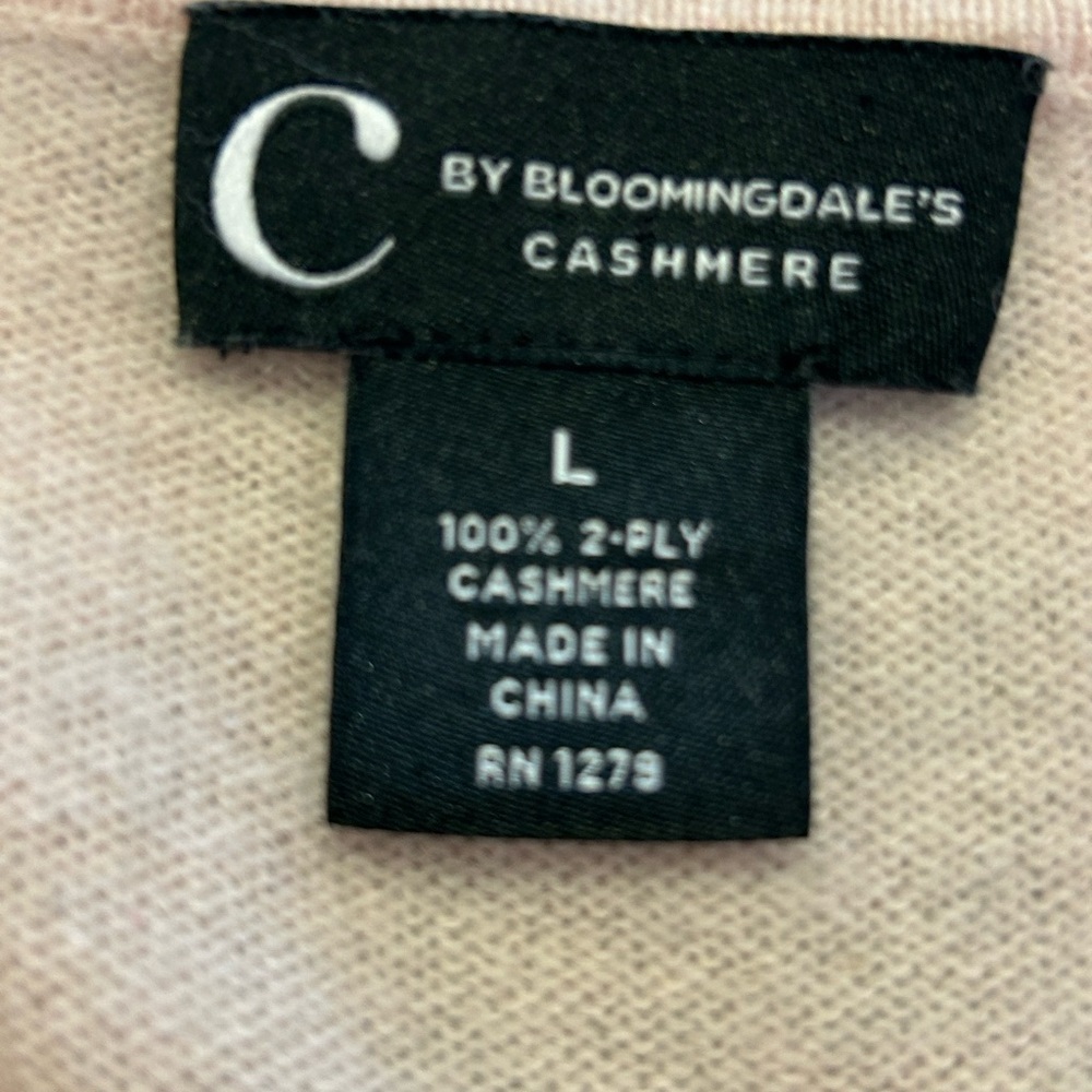 🌸”C by Bloomingdale’s” Light Pink Short Sleeve 100% Cashmere Sweater Size L🌷 - Picture 8 of 10